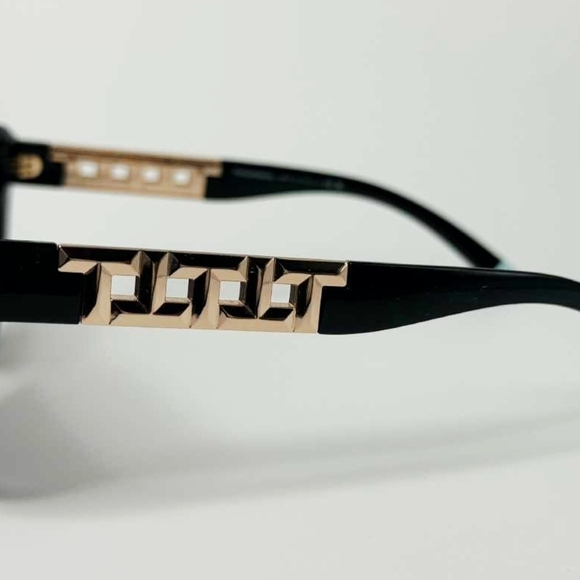 ✨ NEW Tiffany & Co. TF4196 T:True Cat-Eye Sunglasses - Black & Gold - Picture 4 of 8